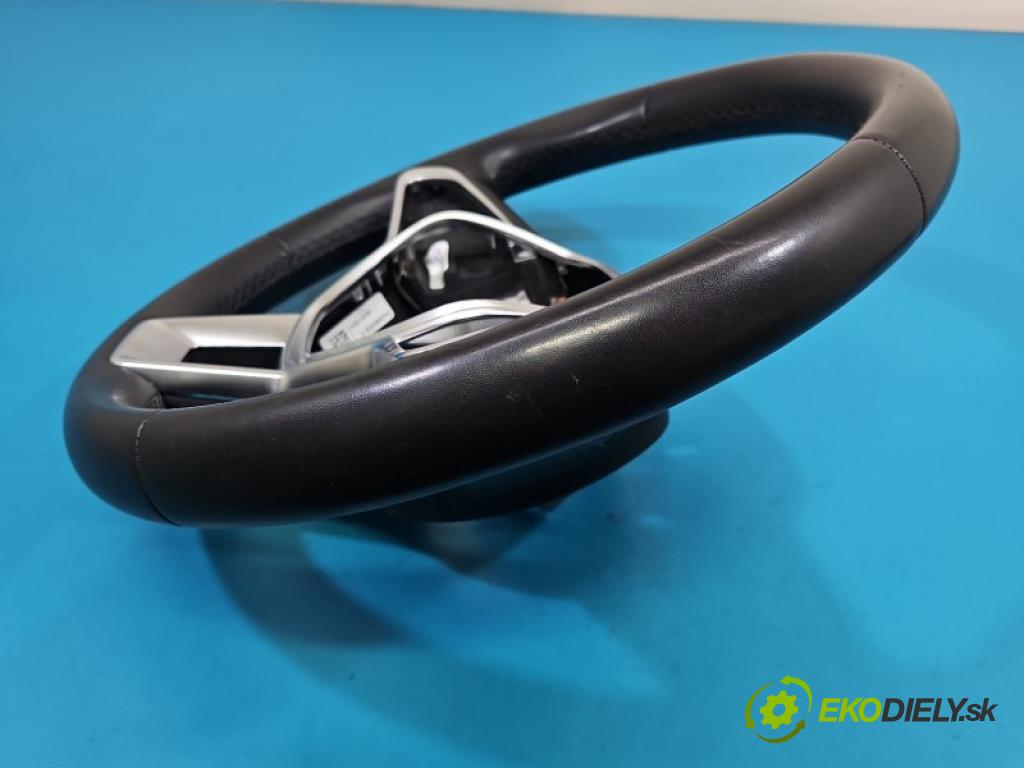 Renault Captur II 2019- 1.3 140 hp manual 103 kW 1332 cm3 5- volant 34268100D (Volant)