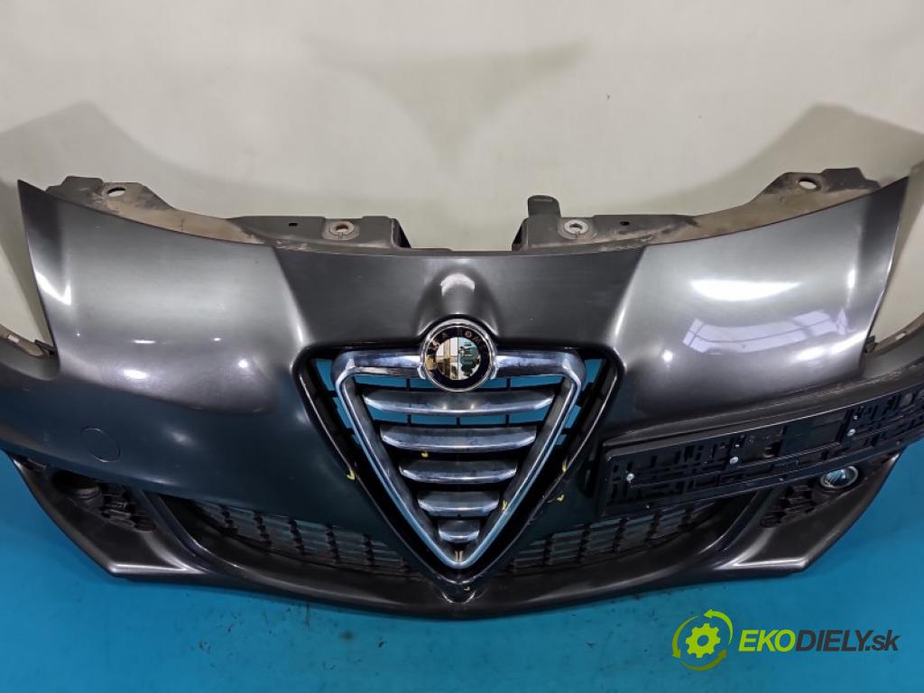 Alfa romeo Giulietta 2.0 jtd 140 HP manual 103 kW 1956 cm3 5- nárazník predné 156085887 (Kľučka dverí ostatné)