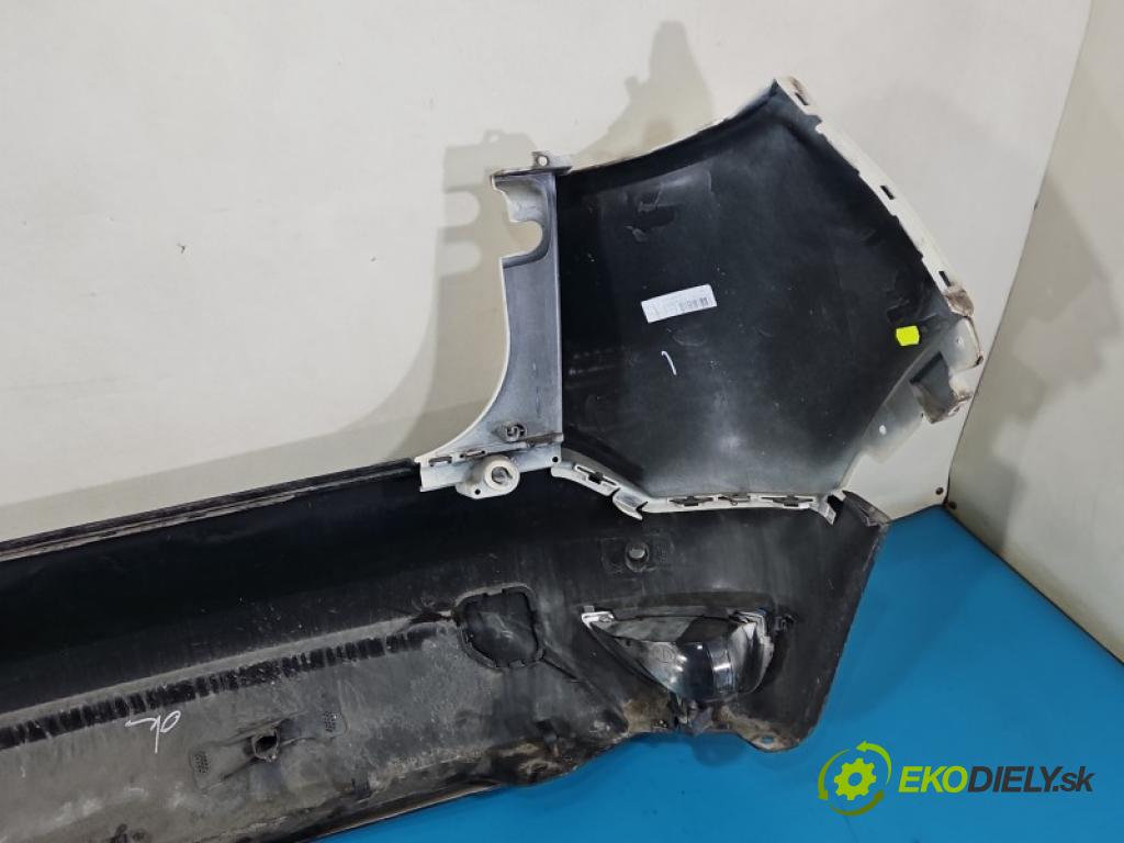 Renault Captur I 2013-2019 1.2 118 hp automatic 87 kW 1197 cm3 5- nárazník zadní  (Klika dveří ostatní)