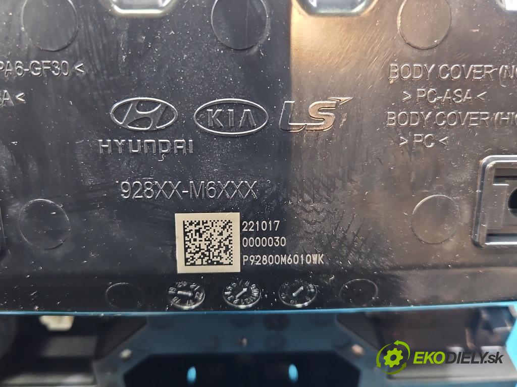 Kia Ceed III 2018- 1.5 160 HP manual 117.5 kW 1482 cm3 5- svetlo / reflektor interiéra 928XX-M6XXX