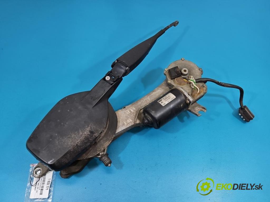Mercedes C W202 1993-2001 2.2d 95 HP manual 70 kW 2155 cm3 4- motor stieračov predné 2028200342