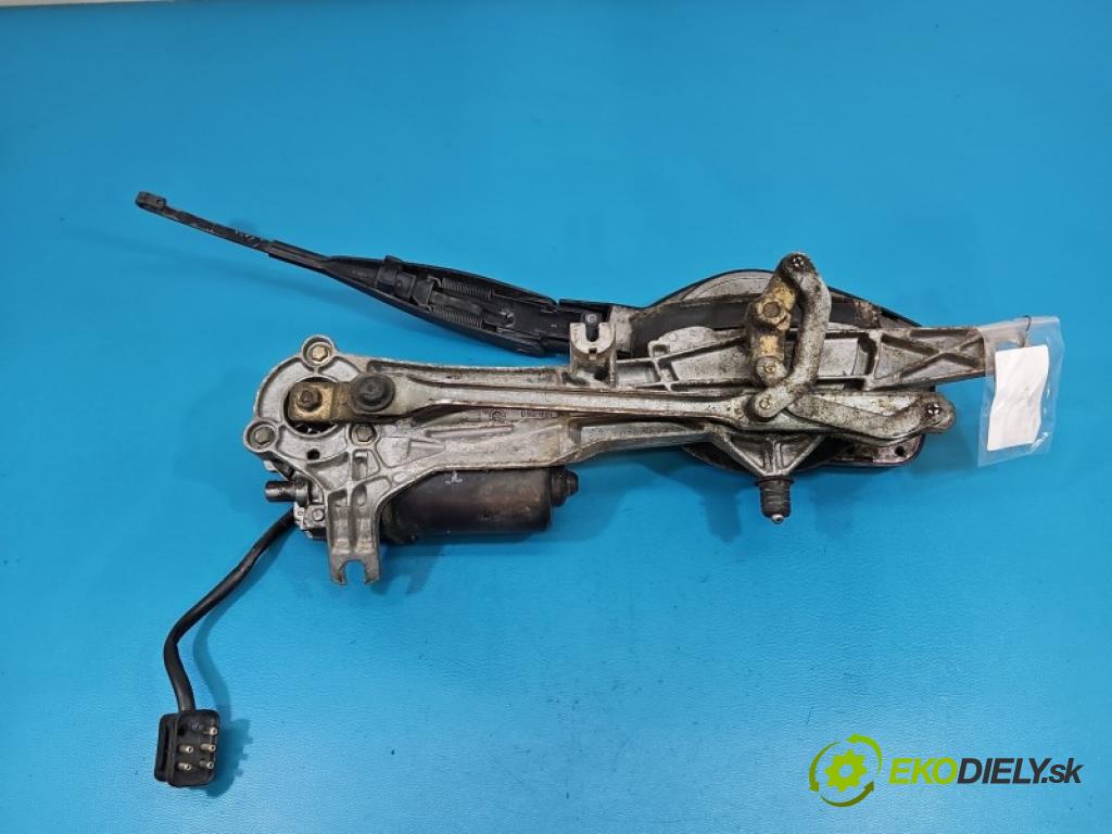 Mercedes C W202 1993-2001 2.2d 95 HP manual 70 kW 2155 cm3 4- motor stieračov predné 2028200342
