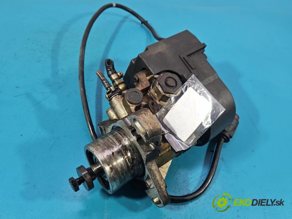 Mercedes C W202 1993-2001 2.2d 95 HP manual 70 kW 2155 cm3 4- čerpadlo vstrekovacia R8640A032A (Vstrekovacie čerpadlo)