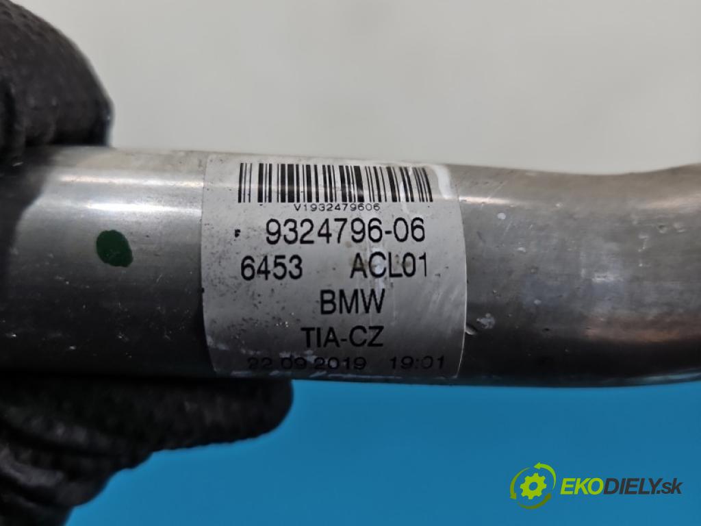 Bmw 8 G15 2018-2026 3.0 R6 340KM automatic 250 kW 2998 cm3 4- trubka klíma 9324796-06