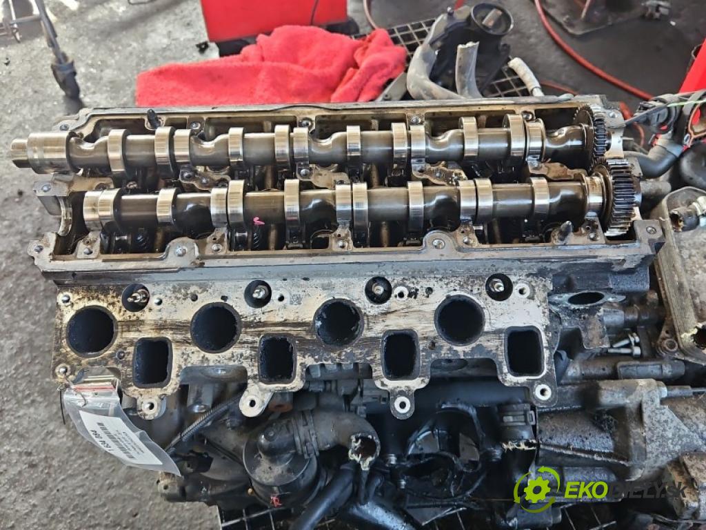 Vw Passat B7 2010-2014 2.0 tdi 140 HP automatic 103 kW 1968 cm3 5- Hlava: motora CFF
