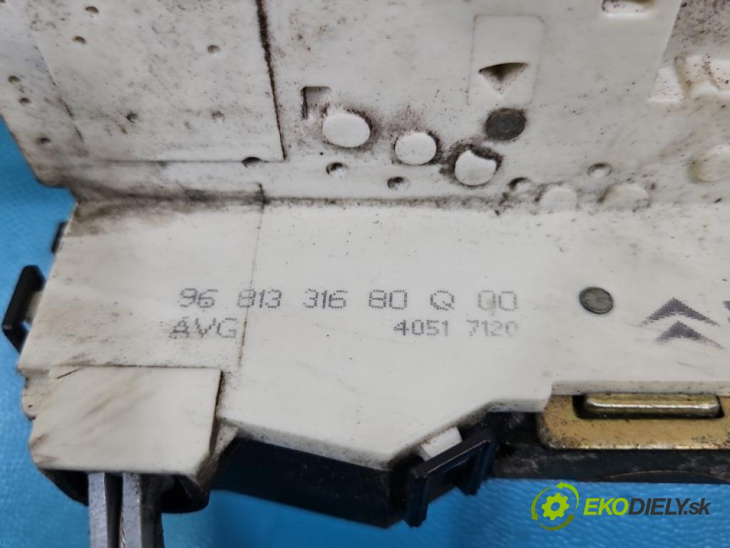 Citroen C4 I 2004-2011 1.4 16V 88 HP manual 65 kW 1360 cm3 5- zámok predné ľavý 9681331680
