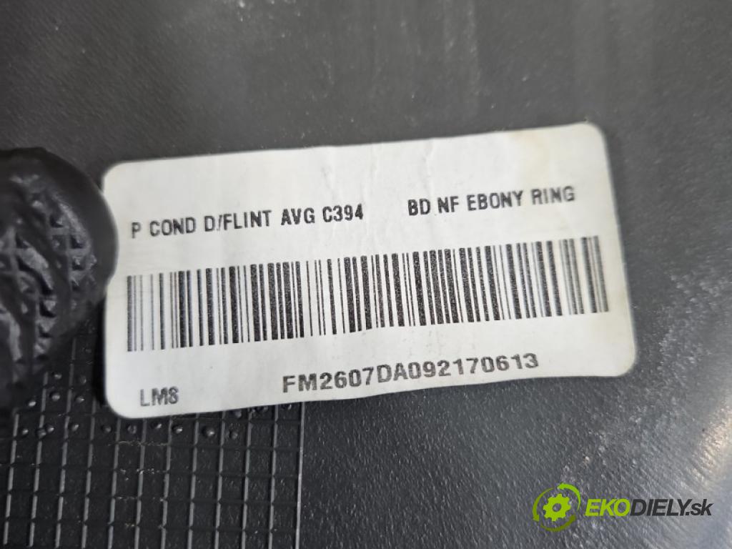 Ford Kuga Mk1 2008-2013 2.0 TDCI 136 HP manual 100 kW 1997 cm3 5- Čalounictví: dvere predné ľavé 7M51-R23943-A