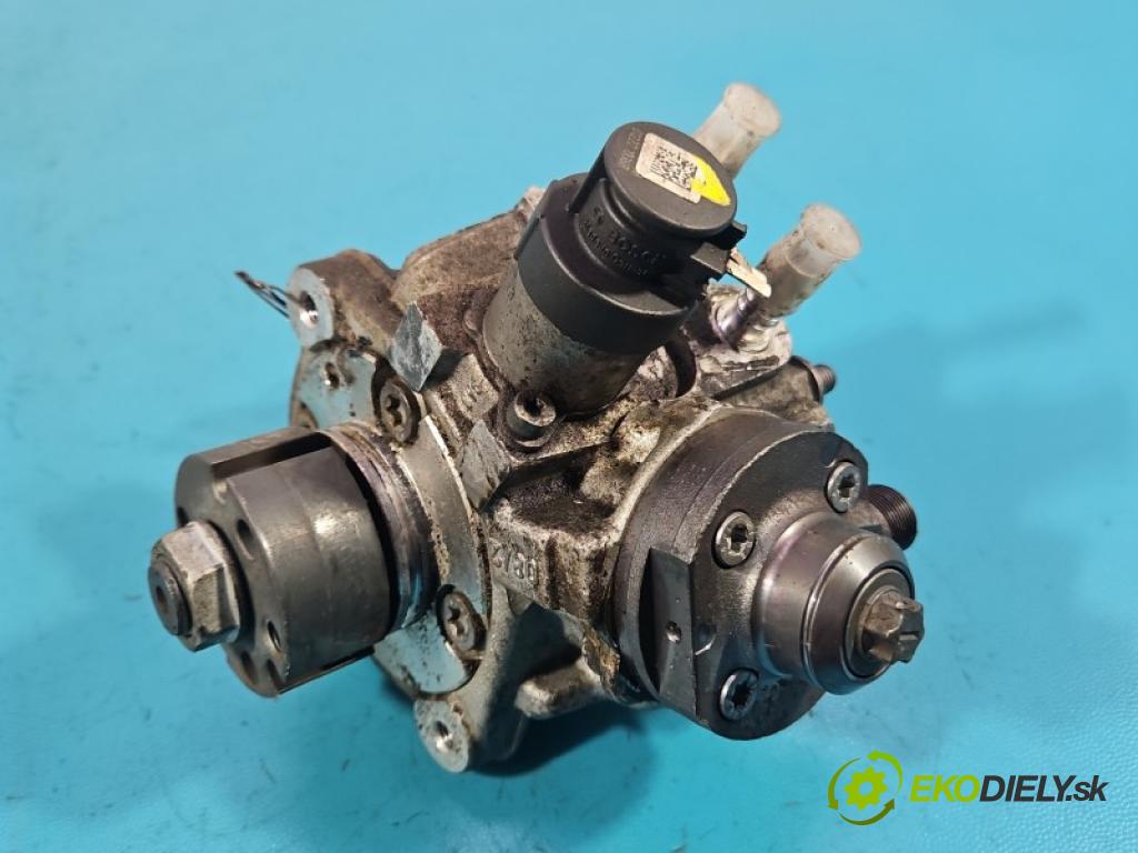 Vw Passat B7 2010-2014 2.0 tdi 140 HP automatic 103 kW 1968 cm3 5- čerpadlo vstrekovacia 0445010526 (Vstrekovacie čerpadlo)