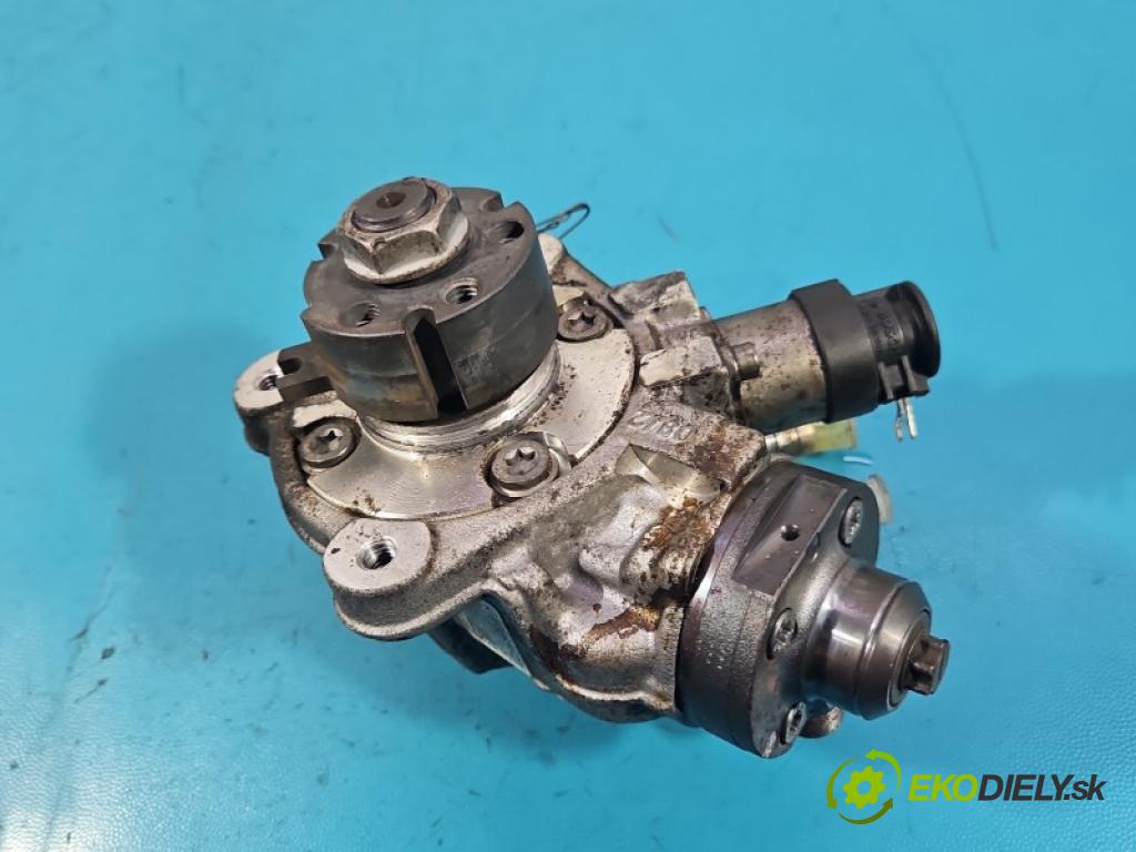 Vw Passat B7 2010-2014 2.0 tdi 140 HP automatic 103 kW 1968 cm3 5- čerpadlo vstrekovacia 0445010526 (Vstrekovacie čerpadlo)
