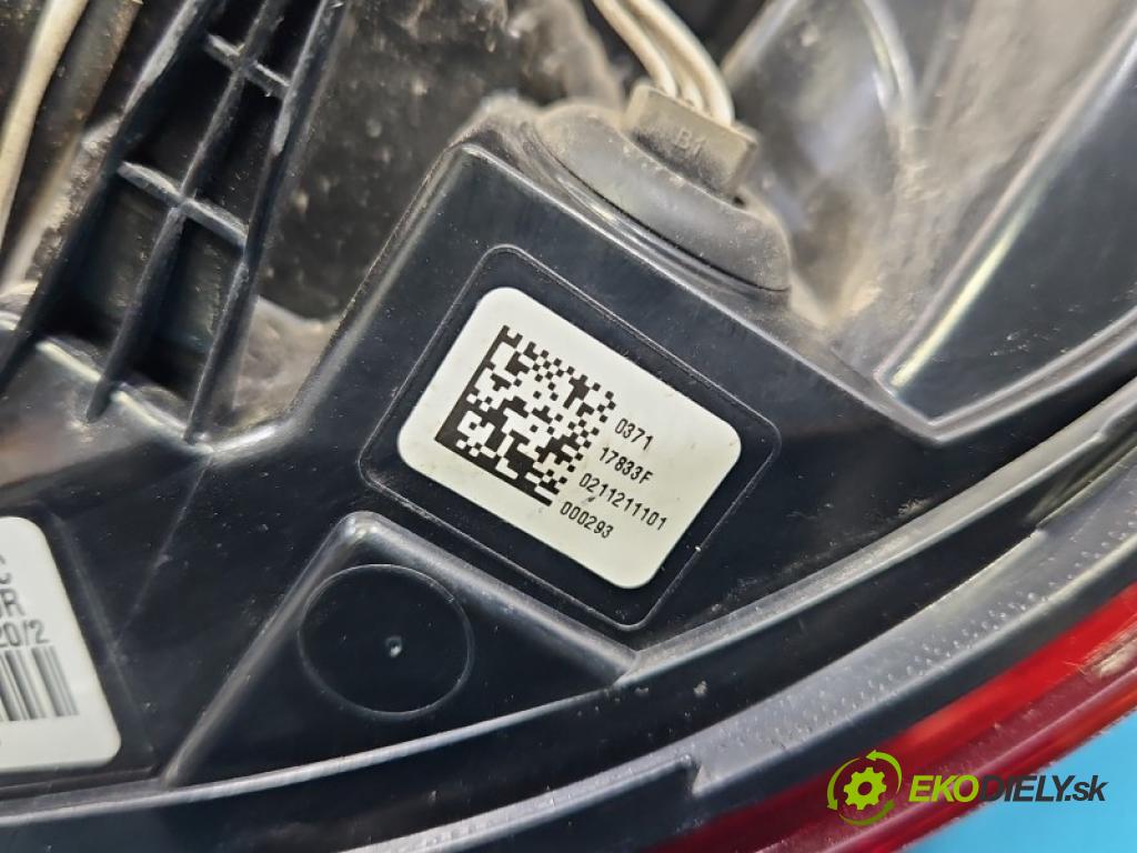 Renault Clio V 2019- 1.6 16v 91KM automatic 67 kW 1598 cm3 5- světlo zadní levé blatník: 265551035R