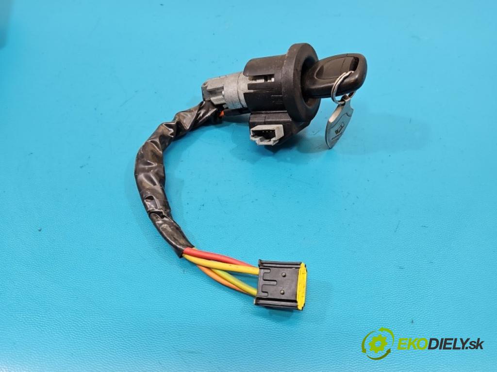 Renault Clio II 1998-2012 1.2 8V 58 HP manual 43 kW 1149 cm3 5- riadiaca jednotka motora 8200326395