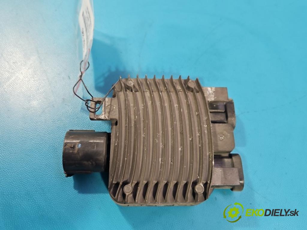 Volvo XC60 I 2008-2017 3.2 R6 automatic 179 kW 3192 cm3 5- Relé: ventilátoru 940009402