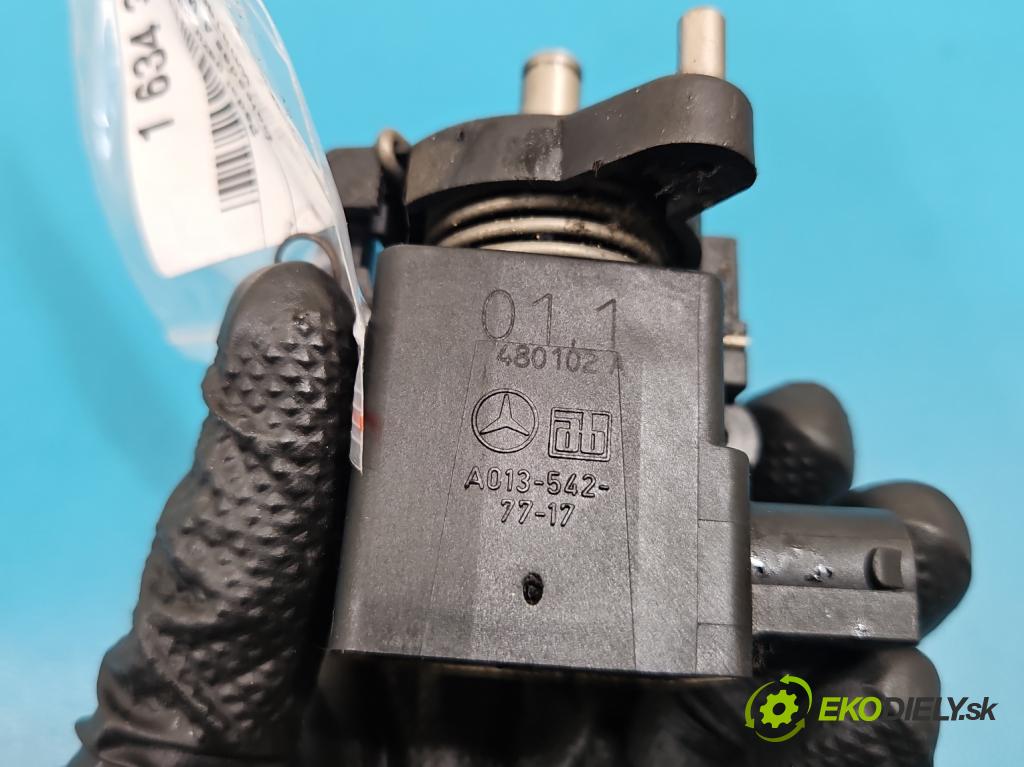 Mercedes A W168 1997-2004 1.7d 95 HP manual 70 kW 1689 cm3 5- pedal plyn potenciometr: A0135427717