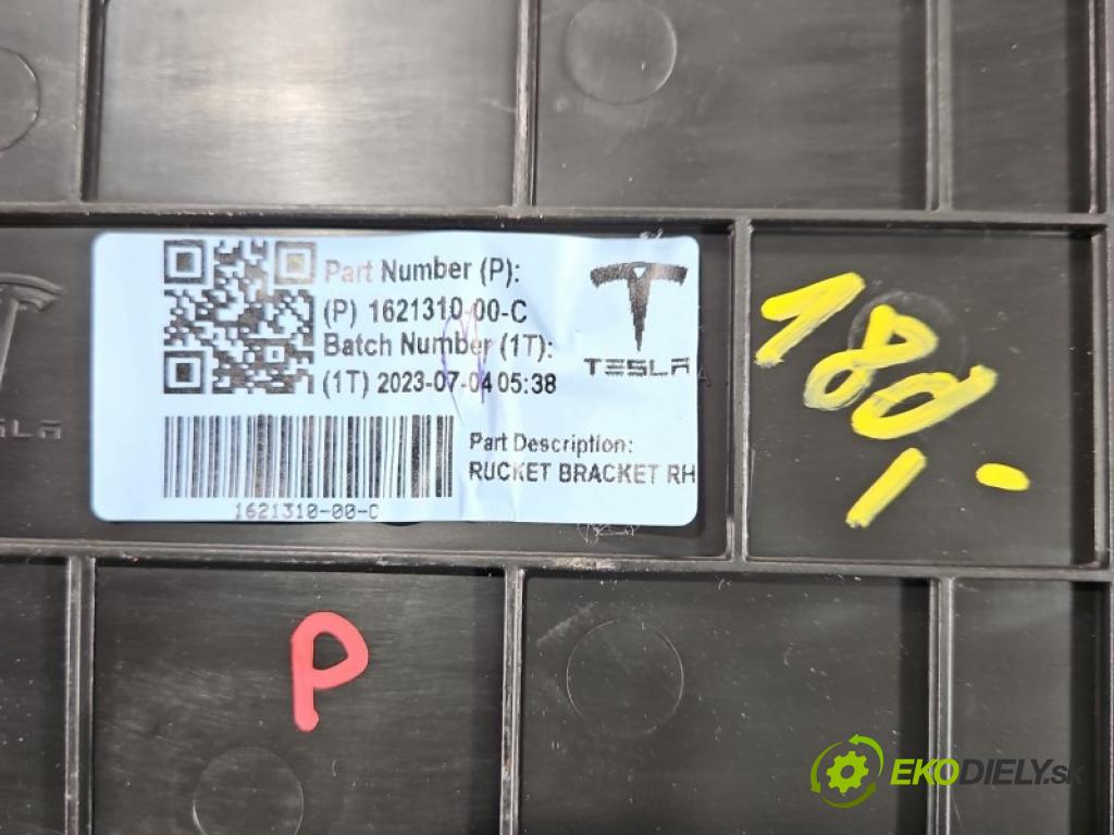 Tesla Model Y 0.0 automatic 378 kW  5- kryt 1621310