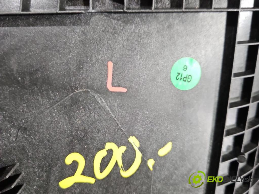 Tesla Model Y 0.0 automatic 378 kW  5- kryt 1704660-00