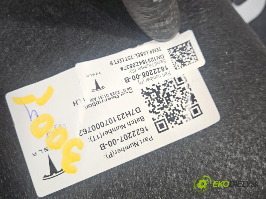 Tesla Model Y 0.0 automatic 378 kW  5- Čalounictví: kufra: ľavé 1622207-00-B