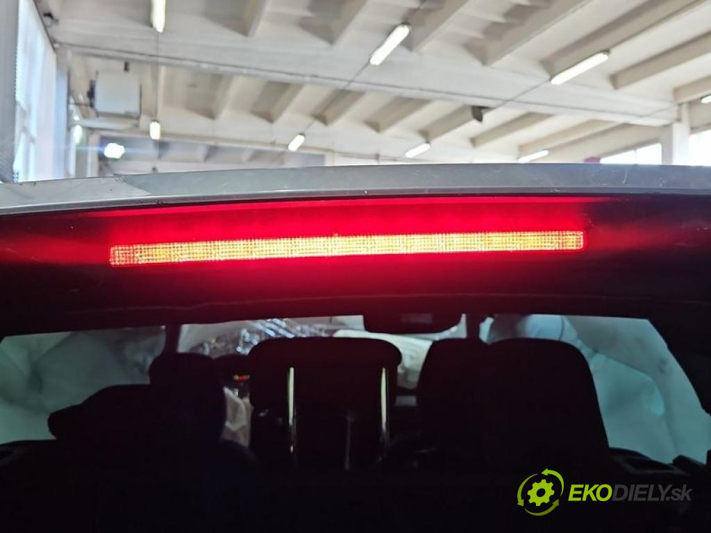 Volvo XC40 2017- 2.0 T B3 163 hp automatic 120 kW 1969 cm3 5- světlo: 32345585