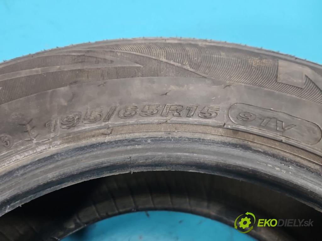 Vw Bora 1.9 tdi 90 HP manual 66 kW 1896 cm3 4- pneumatika letné 1 kus.: