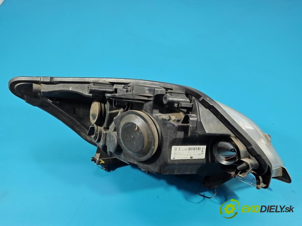 Ford Kuga Mk1 2008-2013 2.0 TDCI 136 HP manual 100 kW 1997 cm3 5- Reflektor: ľavý 8V41-13W030-AE (Kľučka dverí ostatné)