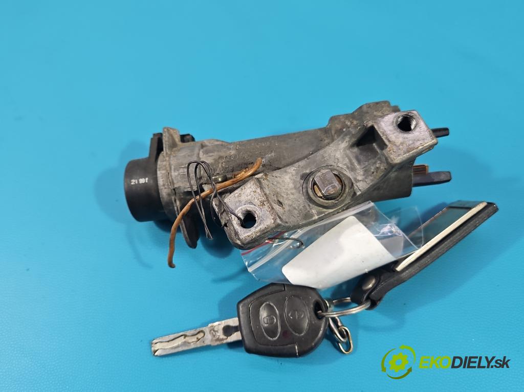 Seat Toledo II 1998-2004 1.6 8V 101 HP manual 74 kW 1595 cm3 4- Spínačka 4B0905851C (Spínacia skrinka)