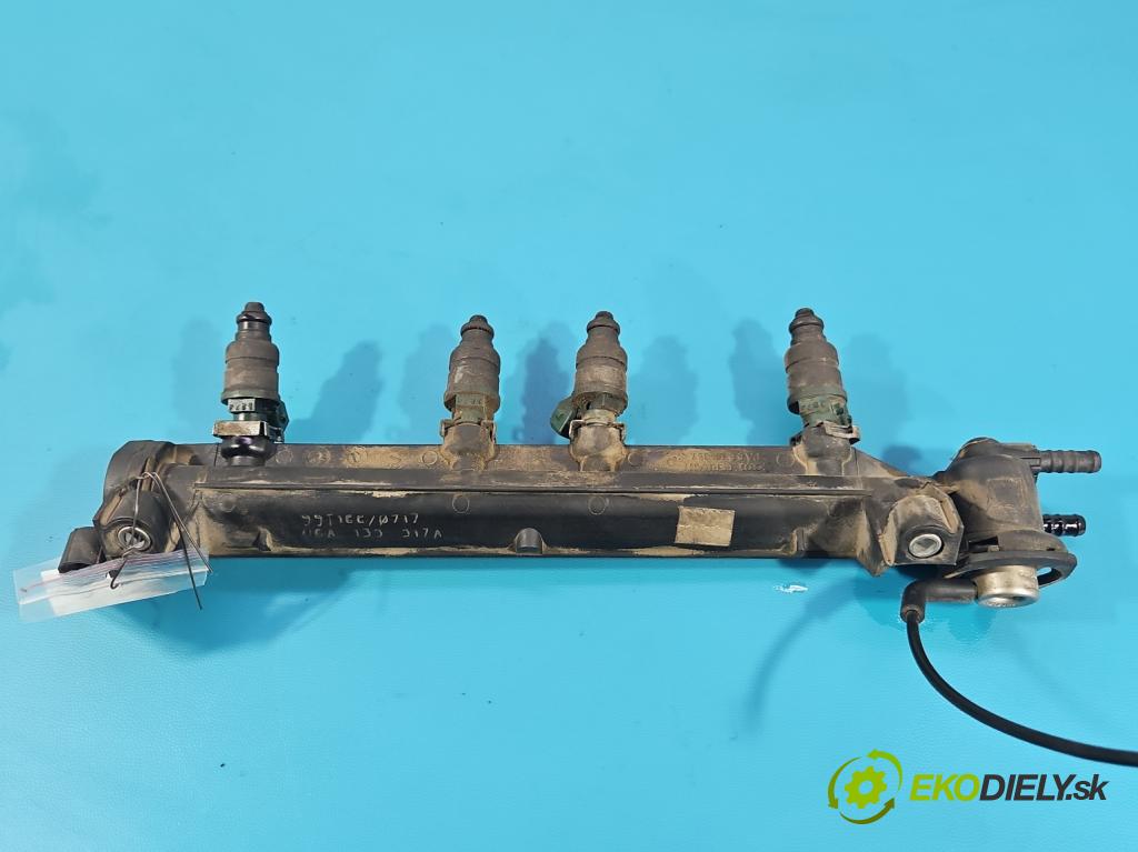 Seat Toledo II 1998-2004 1.6 8V 101 HP manual 74 kW 1595 cm3 4- vstrek benzín 037906031AA