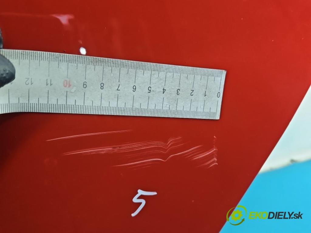 Renault Clio V 2019- 1.6 16v 91KM automatic 67 kW 1598 cm3 5- dveře zadní levé  (Klika dveří ostatní)