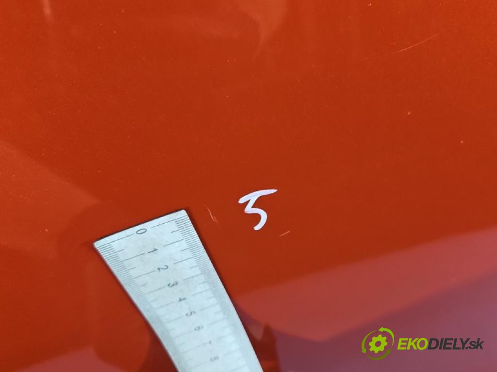 Renault Clio V 2019- 1.6 16v 91KM automatic 67 kW 1598 cm3 5- dveře zadní pravé  (Klika dveří ostatní)