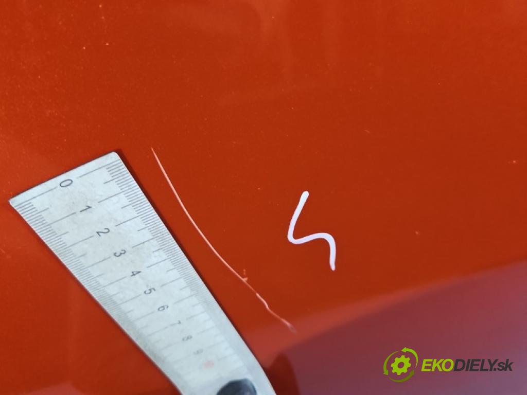 Renault Clio V 2019- 1.6 16v 91KM automatic 67 kW 1598 cm3 5- dveře zadní pravé  (Klika dveří ostatní)
