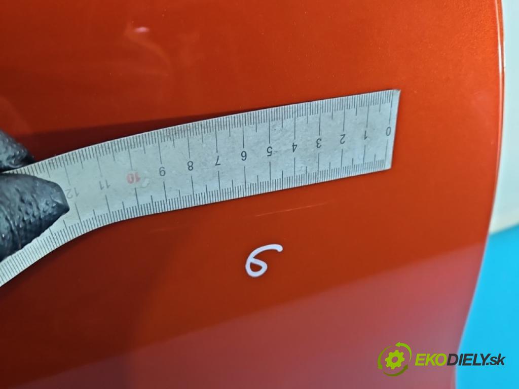 Renault Clio V 2019- 1.6 16v 91KM automatic 67 kW 1598 cm3 5- dveře zadní pravé  (Klika dveří ostatní)