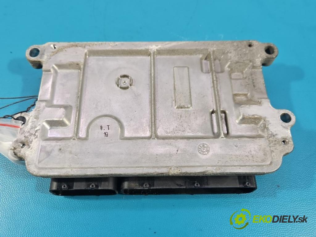 Mazda 6 III GJ 2012-2024 2.0 16V 145 HP manual 107 kW 1998 cm3 5- riadiaca jednotka motora 2798001540