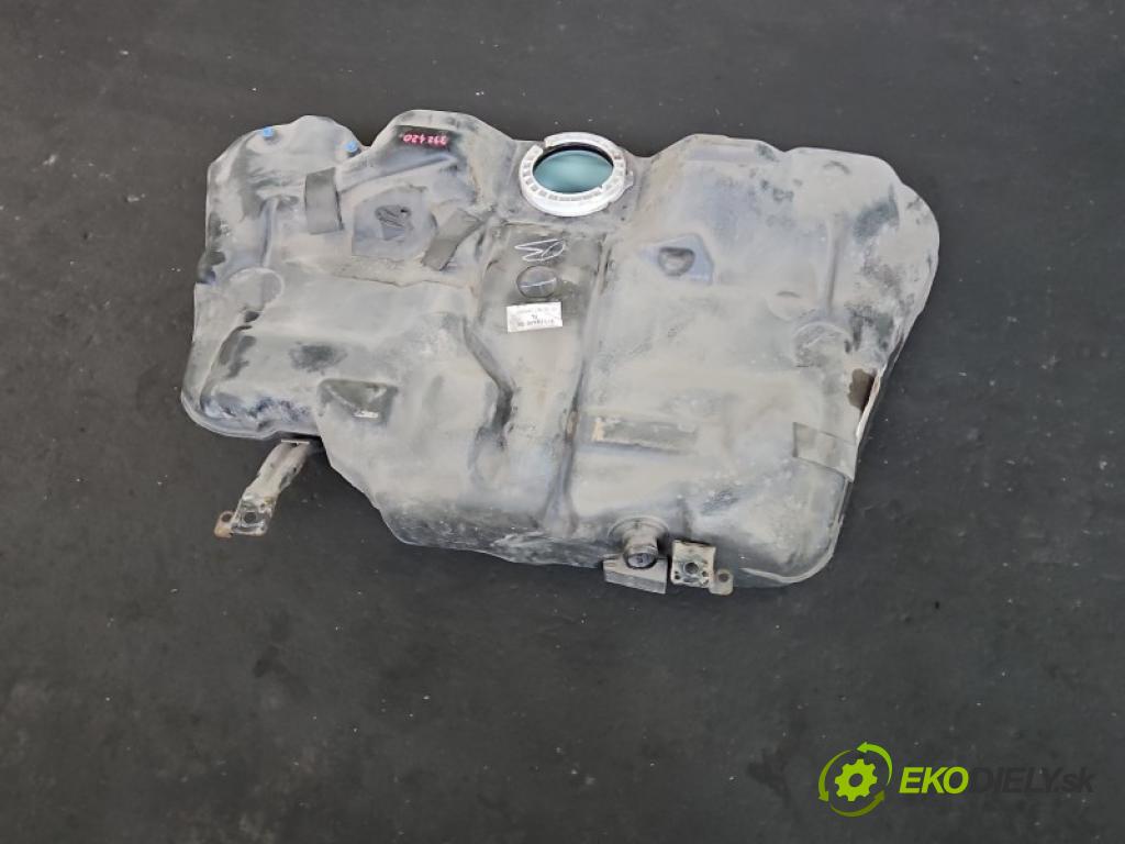 Volvo XC60 I 2008-2017 3.2 R6 automatic 179 kW 3192 cm3 5- Nádrž: paliva P31321370 (Palivová nádrž)
