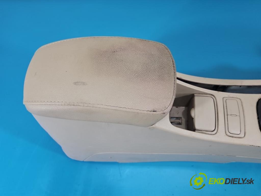 Kia Sportage II 2004-2010 2.0 crdi D4EA 150 HP manual 110 kW 1991 cm3 5- operadlo 84626-1F000 (Lakťová opierka)
