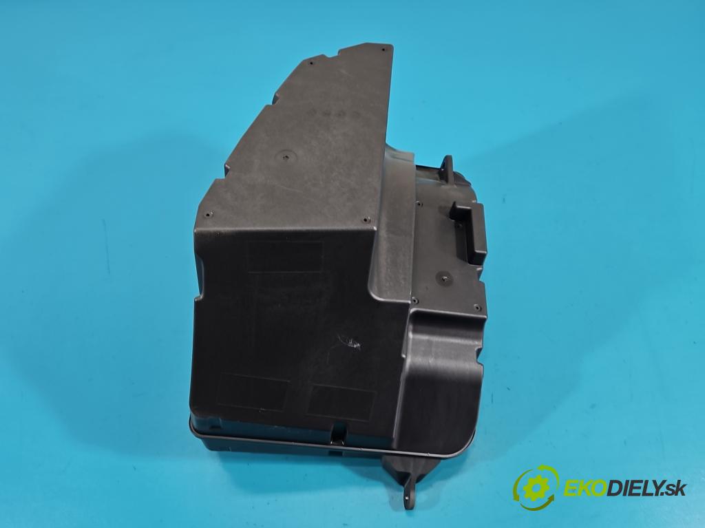 Tesla Model Y 0.0 automatic 378 kW 5- Reproduktor 1656267-00-B