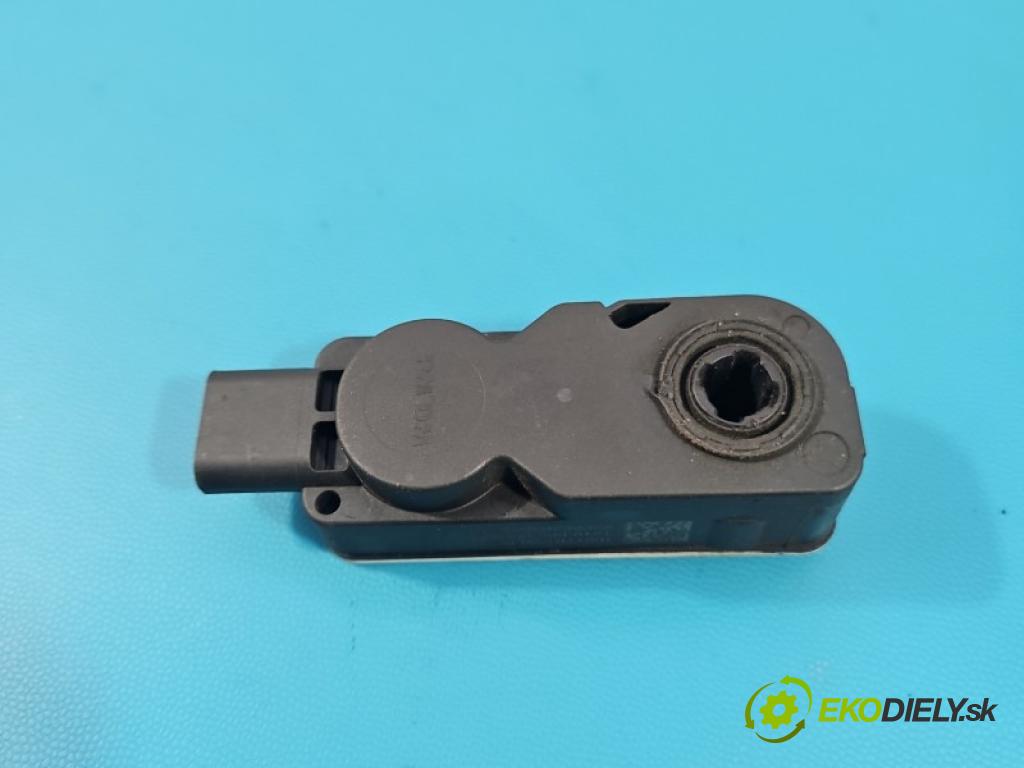 Tesla Model Y 0.0 automatic 378 kW 5- motorek 1097767-00-B