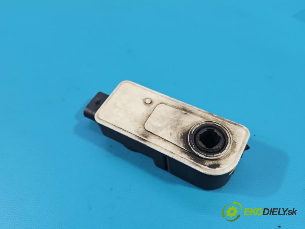 Tesla Model Y 0.0 automatic 378 kW 5- motorek 1097767-00-B
