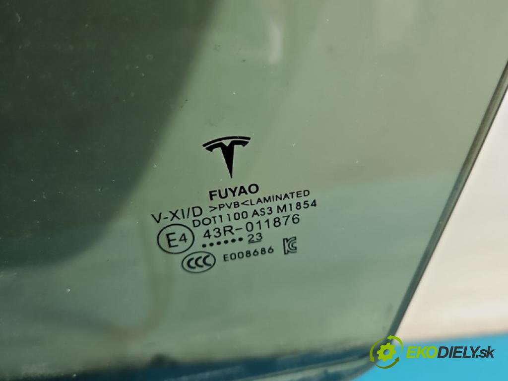 Tesla Model Y 0.0 automatic 378 kW 5- sklo dvere zadné ľavé
