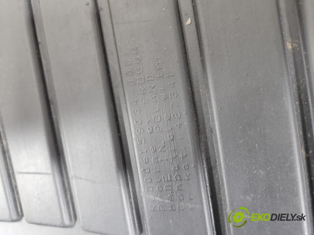 Tesla Model Y 0.0 automatic 378 kW 5- Koberce:
