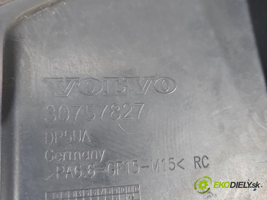 Volvo XC60 I 2008-2017 3.2 R6 automatic 179 kW 3192 cm3 5- kryt motora horní: 30757827
