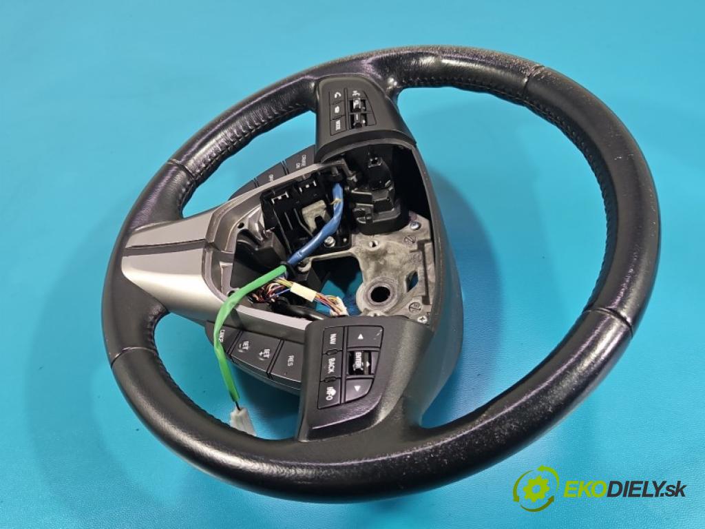 Mazda Cx-7 2.2 MZR-CD: 173KM manual 127 kW 2184 cm3 5- volant  (Volant)