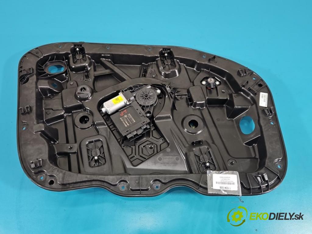 Volvo XC40 2017- 2.0 T B3 163 hp automatic 120 kW 1969 cm3 5- mechanismus stahování přední levý 31674755