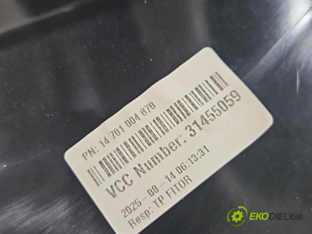 Volvo XC40 2017- 2.0 T B3 163 HP automatic 120 kW 1969 cm3 5- kryt plast 31455063