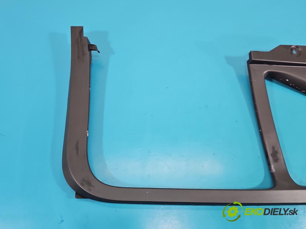 Volvo XC40 2017- 2.0 T B3 163 HP automatic 120 kW 1969 cm3 5- kryt plast 31455063