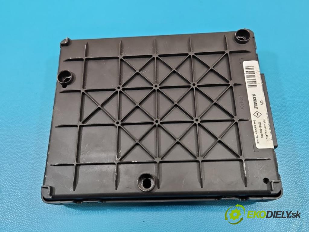 Renault Scenic I 1996-2003 1.6 16V 107 HP manual 79 kW 1598 cm3 5- riadiaca jednotka motora 8200124318