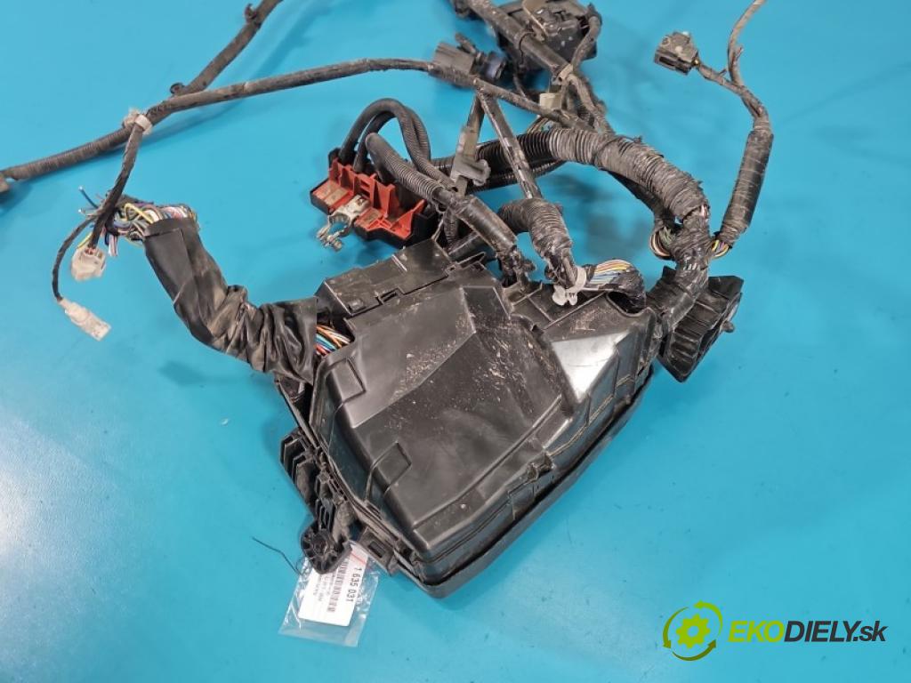 Mazda 6 III GJ 2012-2024 2.0 16V 145 hp manual 107 kW 1998 cm3 5- skříňka pojistková G46C-675X0 (Pojistková skříňka)