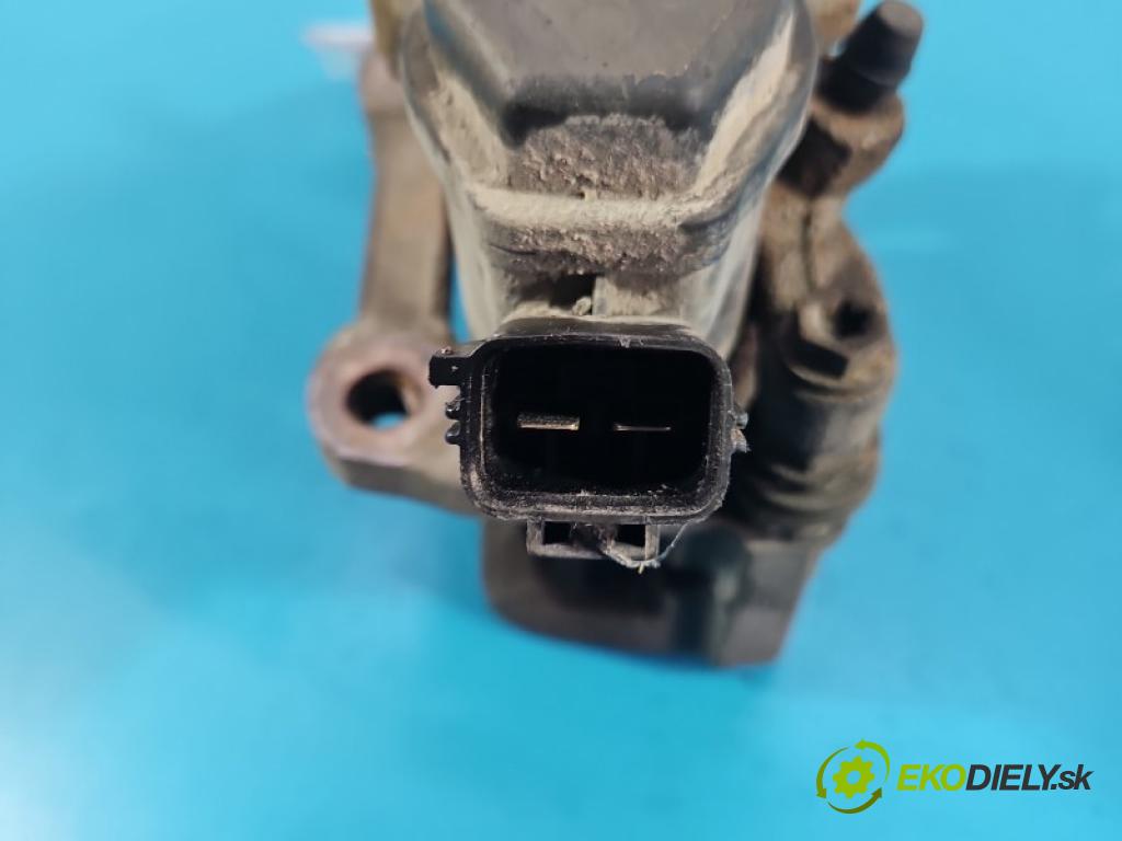 Mazda 6 III GJ 2012-2024 2.0 16V 145 HP manual 107 kW 1998 cm3 5- brzdič zadné ľavý 32355597 (Kľučka dverí ostatné)