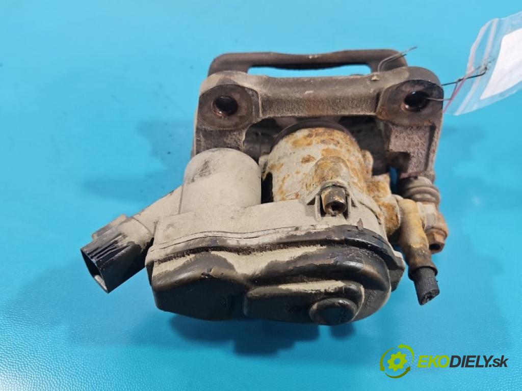 Mazda 6 III GJ 2012-2024 2.0 16V 145 HP manual 107 kW 1998 cm3 5- brzdič zadné ľavý 32355597 (Kľučka dverí ostatné)