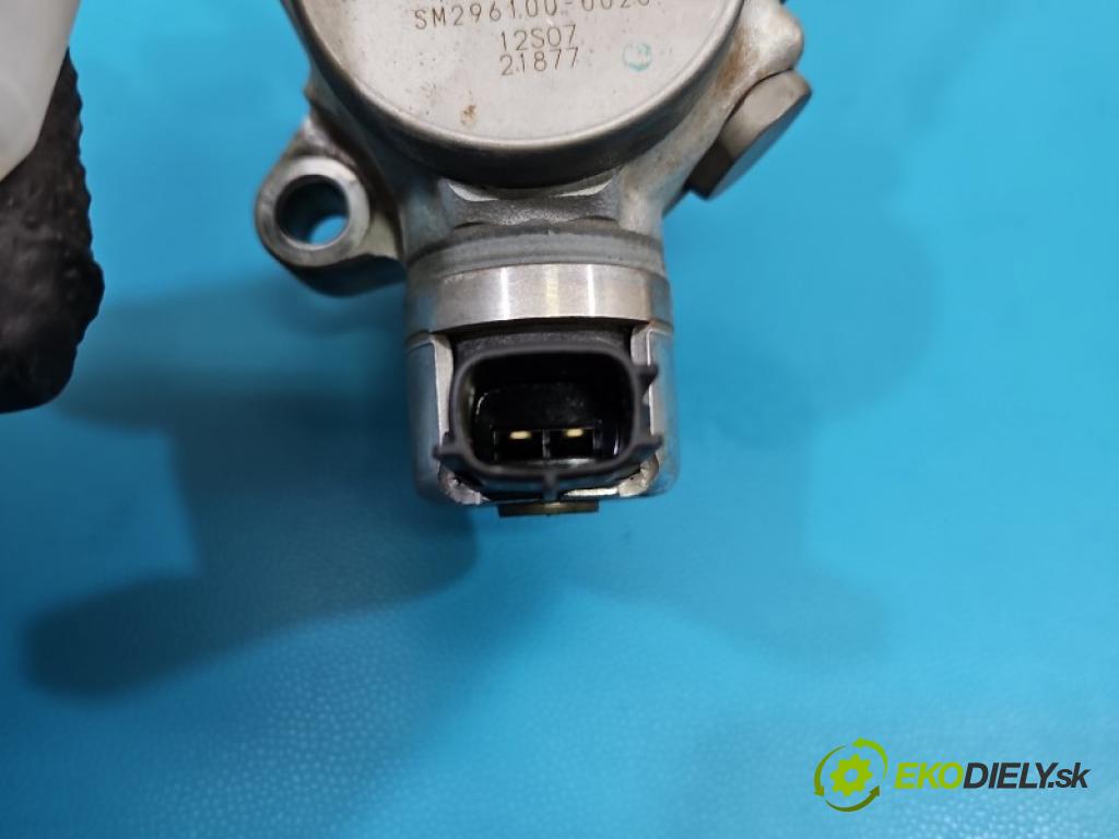 Mazda 6 III GJ 2012-2024 2.0 16V 145 hp manual 107 kW 1998 cm3 5- čerpadlo paliva 296100-0020