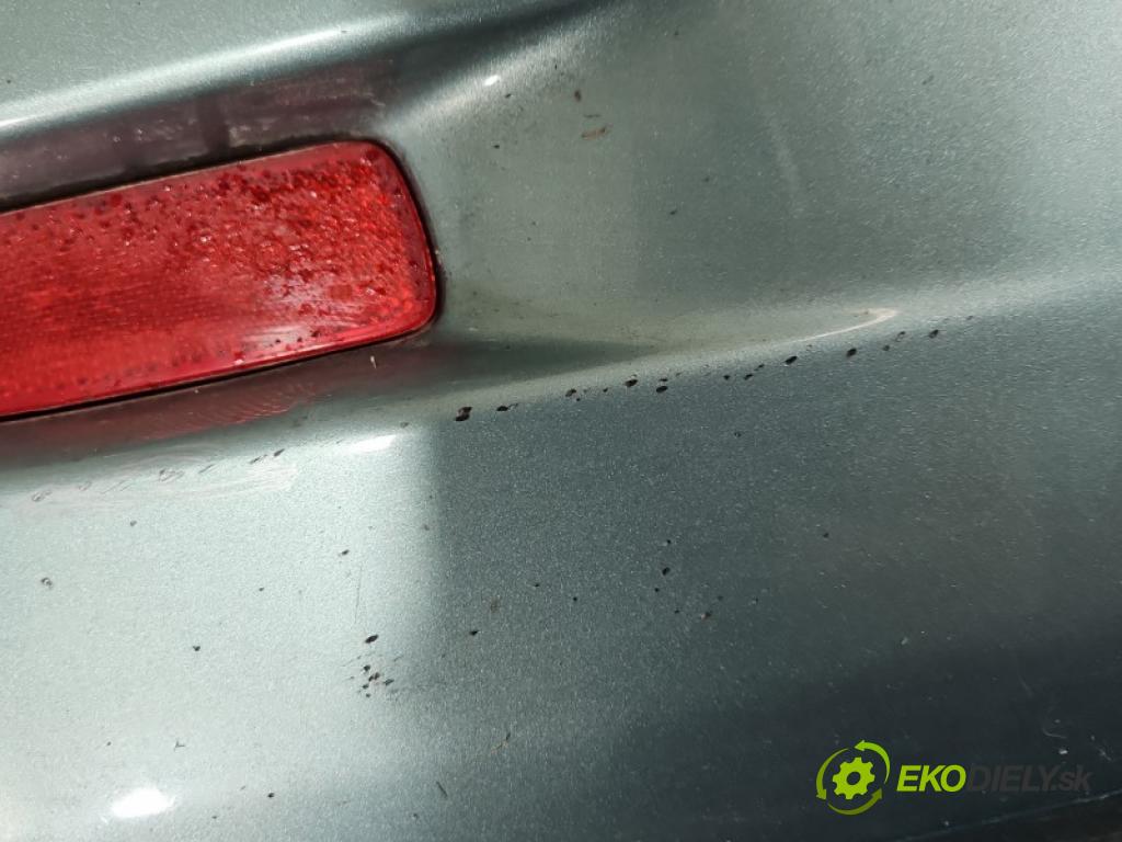 Mazda 3 I BK 2003-2009 1.3 16V 84KM manual 62 kW 1349 cm3 5- nárazník zadní  (Klika dveří ostatní)