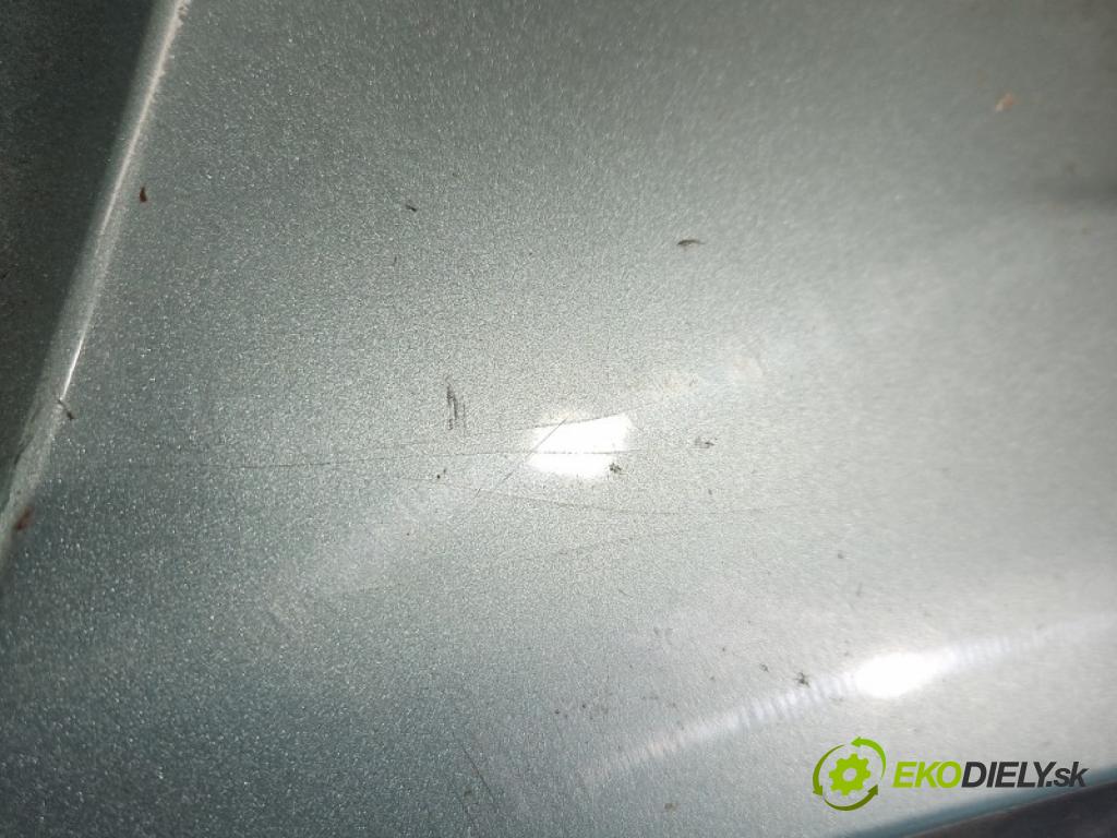 Mazda 3 I BK 2003-2009 1.3 16V 84KM manual 62 kW 1349 cm3 5- nárazník zadní  (Klika dveří ostatní)
