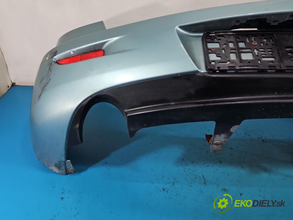 Mazda 3 I BK 2003-2009 1.3 16V 84KM manual 62 kW 1349 cm3 5- nárazník zadní  (Klika dveří ostatní)